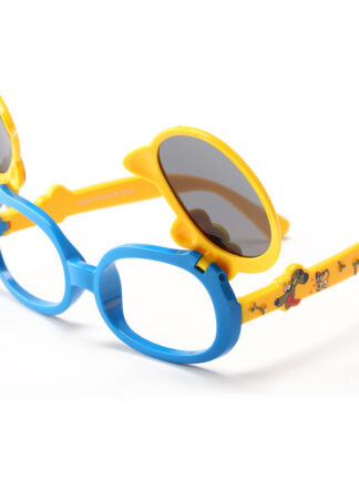 Купить Sunglasses for Kids Boy Goggles New Fashion Girls Flip Over Sun Glasses Polarized Silica Gel Environmental Friendly Material Wholesales