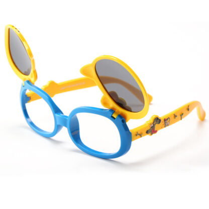 Купить Sunglasses for Kids Boy Goggles New Fashion Girls Flip Over Sun Glasses Polarized Silica Gel Environmental Friendly Material Wholesales
