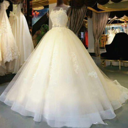 Купить Beautiful A-Line Gowns Sleeveless Tulle Wedding Dresses Illusion Neckline Appliques Elegnat Bridal Custom Made Court Train robe de soirée mariage