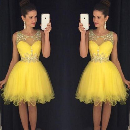 Купить 2020 Bling Yellow Homecoming Dresses Sheer Crew Neck Beaded Crystals Tulle Short Mini Prom Gowns vestido formatura curto Cocktail Dresses
