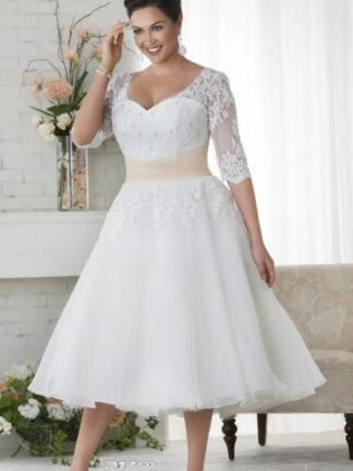 Купить Plus Size Wedding Dresses Short Half Sleeves Gowns White Lace Covered Button Beach Tea Length A Line