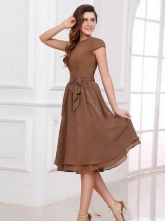 Купить Simple Modest Chiffon Bridesmaid Dresses Short Sleeves Crew Neck A-line Guests Gowns Knee Length Charming evening Gown
