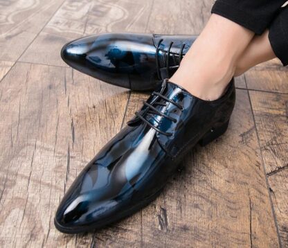 Купить New Men Dress Shoes Formal Wedding Genuine Leather Shoes Retro Brogue Business Office Men's Flats Oxfords For Men Size 37-48