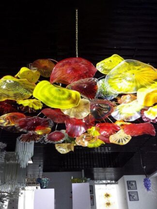 Купить Nordic Hand Blown Glass Art Ceiling Lighting Decorative Flower Chandeliers Light Italian Murano Plates Pendant Chandelier Lamps