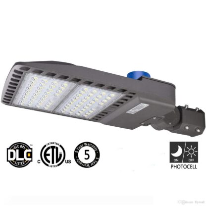 Купить Super Bright Dusk to Dawn LED Shoebox Parking Lot Lights 100W 150W 200W IP66 Waterproof Outdoor Street Pole Light with UL & DLC Listed