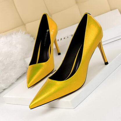 Купить 2021 Women Pumps OL Fashion Spell Color High heels Single Shoes Female Spring Summer Patent leather Wedding Party shoes Woman