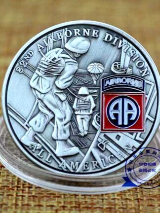 Купить 50pcs Non Magnetic Military Craft Badge USA 82nd Airborne Division Challenge Coins Custom Souvenir US Eagle Military Collection