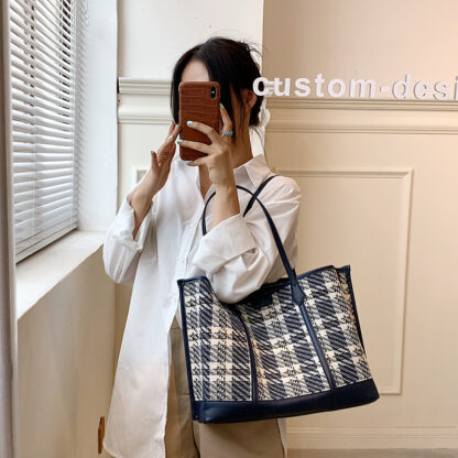 Купить Personalized Vintage woven women's bag contrast color large capacity simple one shoulder handbag