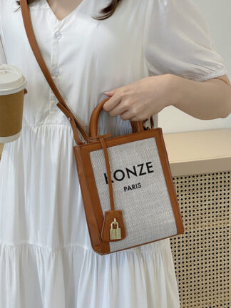 Купить 2021 summer new fashion letter women's Bag Gold Lock Single Shoulder Messenger Handbag