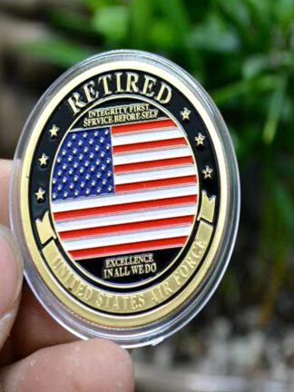 Купить 5PCS Non Magnetic Crafts US Army Military Coin United Sates Air Force Retired Gold Plated Challenge Badge With Capsule