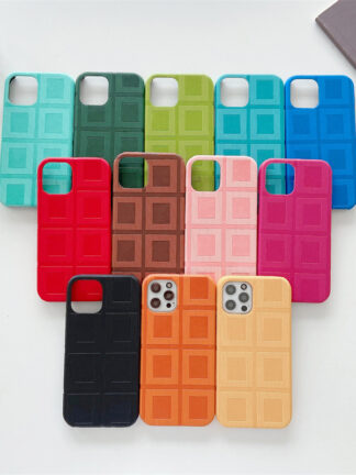 Купить Luxury Retro Classical F 3D Emboss Phone Cases for iPhone 13 12 Mini 11 11Pro Max Xs X Xr 6 6S 7 8 Plus SE Hard Back Cover Case