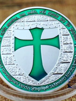 Купить 50pcs Non Magnetic Knights Templar Cross Coin Craft Soldiers Of Christ Silver Plated Token Medallion Freemason Green