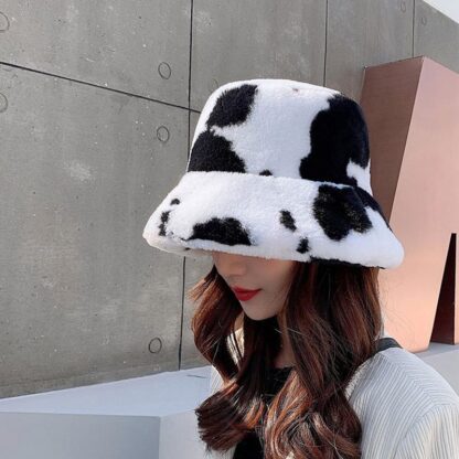 Купить New Fashion Wide Brim Hats Cow Print Bucket Hat Winter Faux Fur Plush For Women Outdoor Warm Sun Female Lady Soft Fisherman Panama Cap