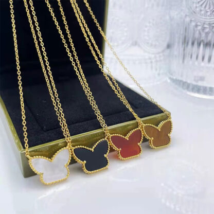 Купить Elegant Necklace Fashion Necklaces Butterfly pendant Gift Wedding for Woman Jewelry Top Quality 18 Color Box need extra cost