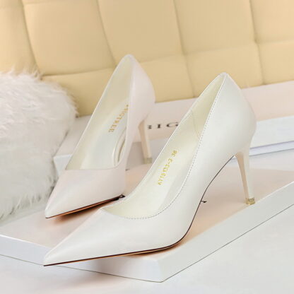 Купить Women Pumps Wedding Shoes Woman High Heels sandal Nude Fashion Ankle Straps Rivets Sexy Bridal Shoe 34-43 9511-17