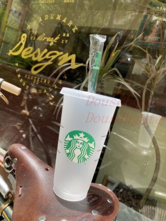 Купить Starbucks 24OZ/710ml Plastic Tumbler Reusable Clear Drinking Flat Bottom Cup Pillar Shape Lid Straw Mug Bardian 100pcs ForDHL 1