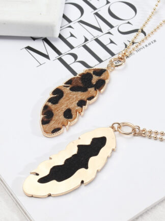 Купить Leopard Print Leather Leaf Pendant Necklace Long Chain Sweater Necklaces