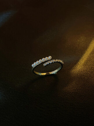 Купить Japanese and Korean Fashion Pearl Female Simple Personality Diamond Ring