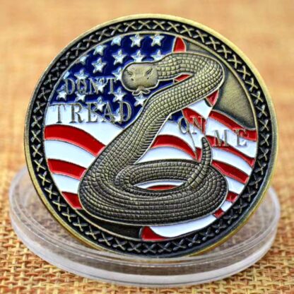 Купить 50pcs Non Magnetic Military Craft Badge Don't Tread On Me The Sceond American Constitution Bronze Plated Challenge Coin