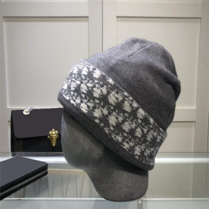 Купить Winter Warm Thick Knitted Beanie Men Women Wool Hat Soft Comfortable Skull Caps Unisex Hip Hop Cap