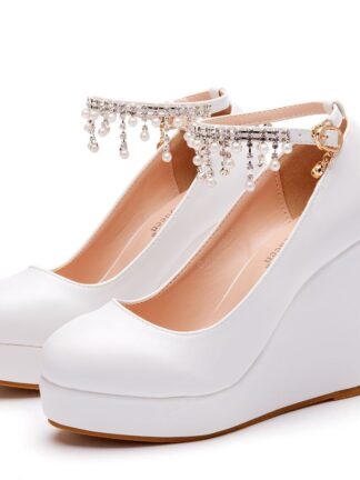 Купить White round head waterproof platform women's shoes Pearl Beaded tassel slope heel high heels