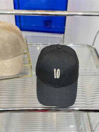 Купить Fashion Sports Ball Caps Dainty Baseball Cap Dome Hat Design for Man Woman All Season with 3 Color High Quality