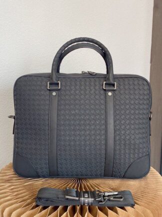 Купить Man Woven Briefcases High Quality Laptop Message Bag Designer Bags Gentleman Shoulder Crossbody Handbags with Letters