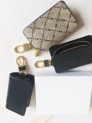 Купить Latest Key chiain Wallet for Women Men Designer Keychain Holder Brand Coin Purse pochette Ladies Bag with box