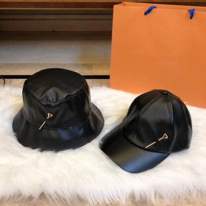 Купить Fashion Ball Caps Designer Bucket Hat Leather Pin Stingy Brim Hats Cap Patchwork for Man Woman 2 Style Top Quality